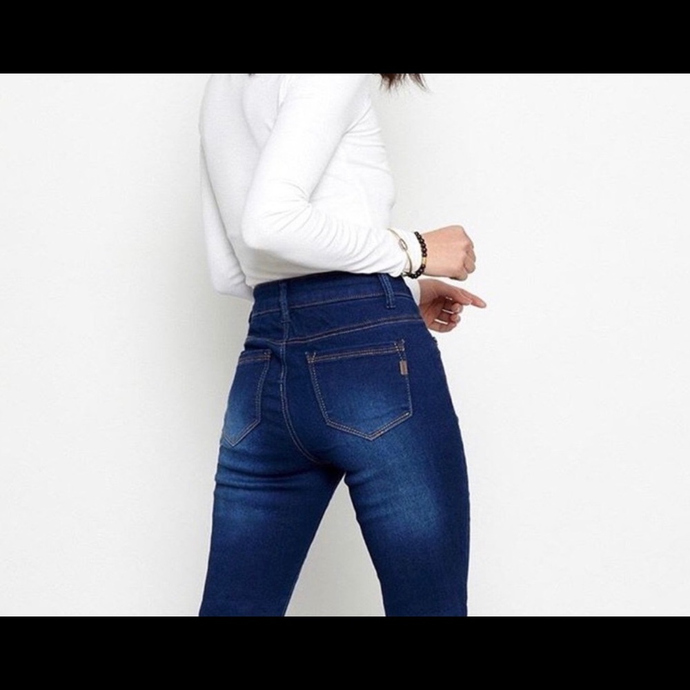 1822 Denim Size 6 Stretchy Ankle Jean
